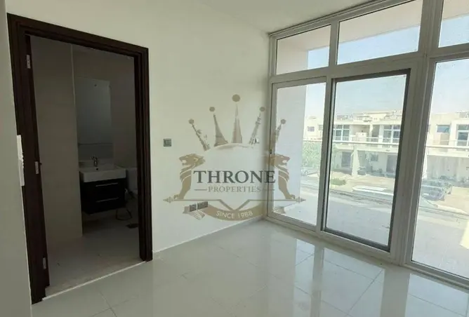 87027038 - Property Image 2