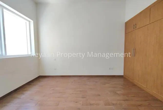 157802416 - Property Image 3