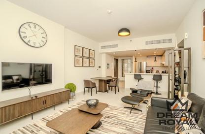 Apartment - 1 Bedroom - 2 Bathrooms for rent in 1 Residences - 2 - 1 Residences - Al Kifaf - Bur Dubai - Dubai