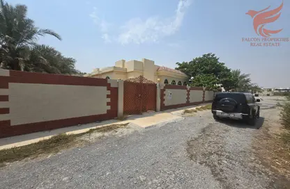Villa - 6 Bedrooms - 5 Bathrooms for rent in Khuzam - Ras Al Khaimah