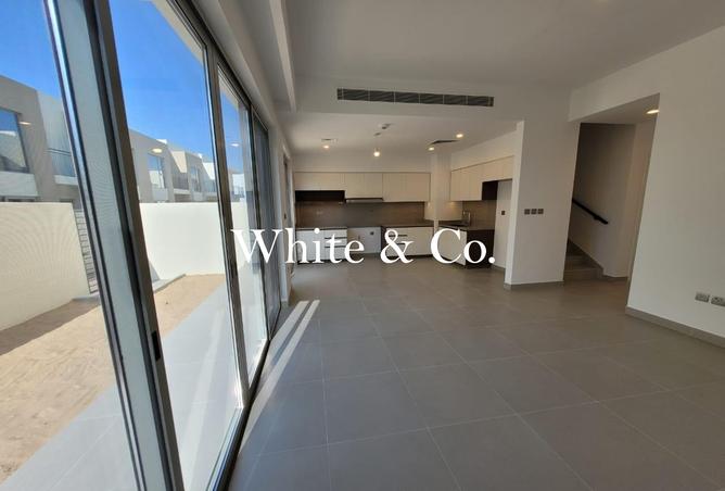 141908934 - Property Image 3