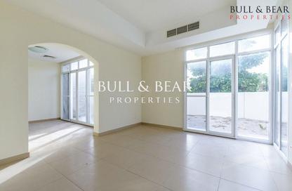 Villa - 4 - 5 for rent in Cluster D - Cedre Villas - Dubai Silicon Oasis - Dubai