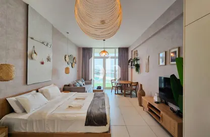 Apartment - Studio - 1 Bathroom for rent in Palm Views West - Palm Views - Palm Jumeirah - Dubai