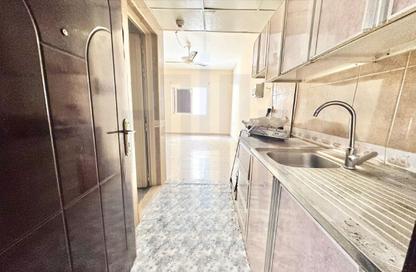 Apartment - Studio - 1 for rent in Fire Station Road - Muwaileh - Sharjah