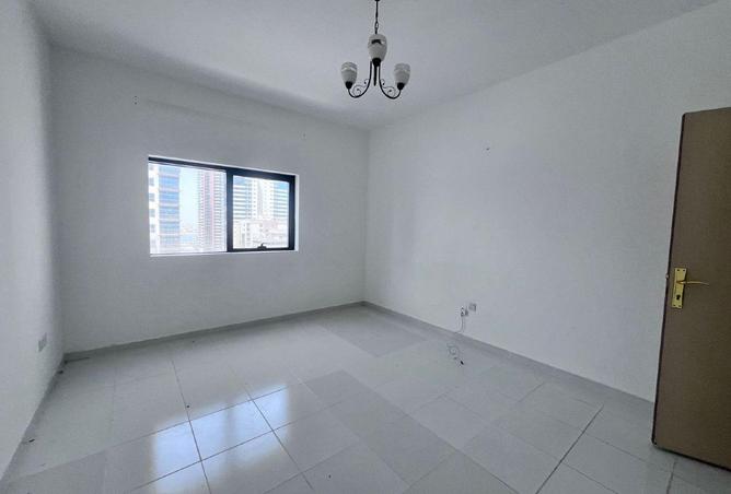 72719379 - Property Image 3