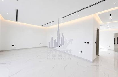 Villa - 5 Bedrooms - 7 Bathrooms for rent in Al Aweer 1 - Al Aweer - Dubai