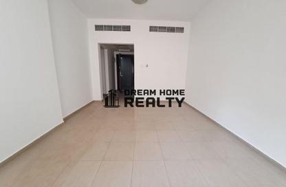 Apartment - 2 Bedrooms - 2 Bathrooms for rent in Al Khan Corniche - Al Khan - Sharjah