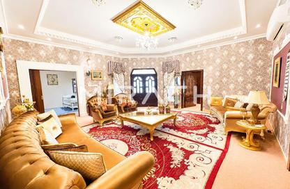 Villa - 4 Bedrooms - 5 Bathrooms for rent in Al Barsha 3 Villas - Al Barsha 3 - Al Barsha - Dubai Villa - 4 Bedrooms - 5 Bathrooms for rent in Al Barsha 3 Villas - Al Barsha 3 - Al Barsha - Dubai