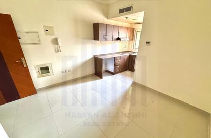 Apartment - Studio - 1 Bathroom for rent in Fire Station Road - Muwaileh - Sharjah