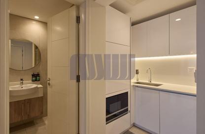 Apartment - Studio - 1 Bathroom for rent in AL Salam Tower FC - Sheikh Zayed Road - Dubai