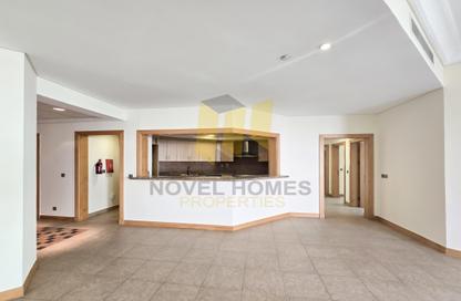 Apartment - 3 Bedrooms - 4 Bathrooms for rent in Abu Keibal - Shoreline Apartments - Palm Jumeirah - Dubai