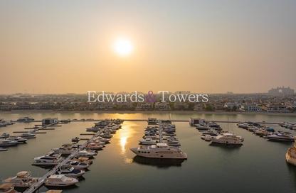 Apartment - 3 - 4 for rent in Marina Residences 1 - Marina Residences - Palm Jumeirah - Dubai