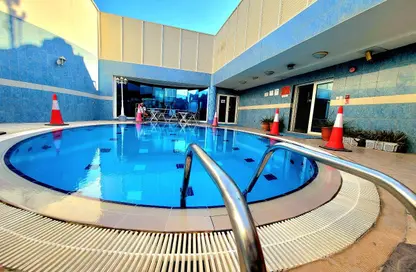 شقة - غرفة نوم - 1 حمام للايجار في شارع الخالدية - الخالدية - أبوظبي