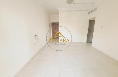 Apartment - 1 - 1 for rent in Taliatela Street - Al Nahda - Sharjah