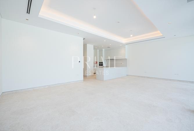 Unfurnished 4BR Townhouse | Lagoon Views | Distric
