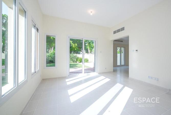 85742632 - Property Image 2