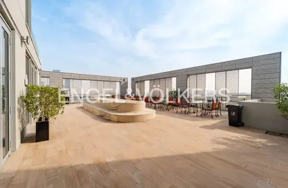 طابق كامل - استوديو - 1 حمام للايجار في بوابة القرية - مركز دبي المالي العالمي - دبي