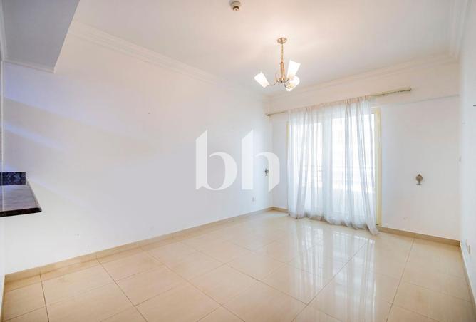 70685238 - Property Image 2