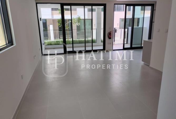 Modern 3BR Townhouse | Brand New | Prime Layout — photo 2