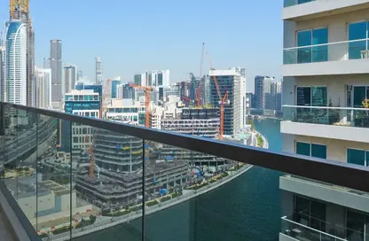 شقة - 2 غرف نوم - 3 حمامات للايجار في خليج القناة - الخليج التجاري - دبي