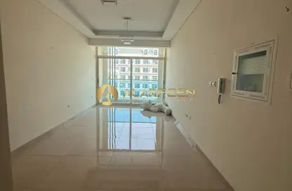Apartment - 1 Bathroom for rent in Samana Greens - Arjan - Dubai