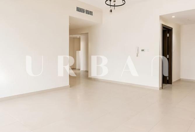 Multiple Cheques|Spacious | Vacant on October End photo 3