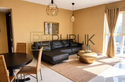 شقة - 2 غرف نوم - 3 حمامات للايجار في مارينا بلو - مارينا سكوير - جزيرة الريم - أبوظبي