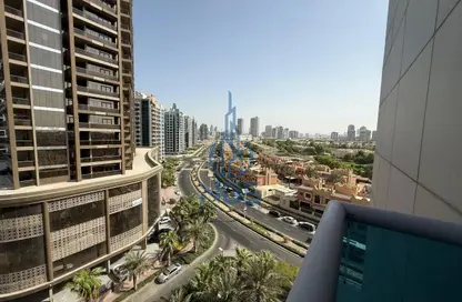 شقة - 2 غرف نوم - 3 حمامات للايجار في مساكن النخبة رقم 7 - مساكن النخبة الرياضية - مدينة دبي الرياضية - دبي