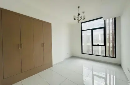 شقة - 2 غرف نوم - 3 حمامات للايجار في الورقاء 1 - الورقاء - دبي