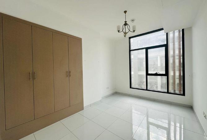 76963199 - Property Main Image