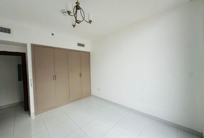 76963199 - Property Image 2