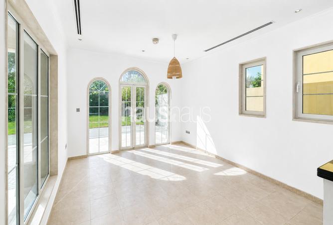 115923688 - Property Image 2