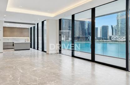 Duplex - 3 Bedrooms - 5 Bathrooms for sale in Peninsula Four - Peninsula - Business Bay - Dubai