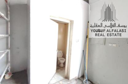 Warehouse - Studio - 4 Bathrooms for rent in Al Jurf Industrial 2 - Al Jurf Industrial - Ajman
