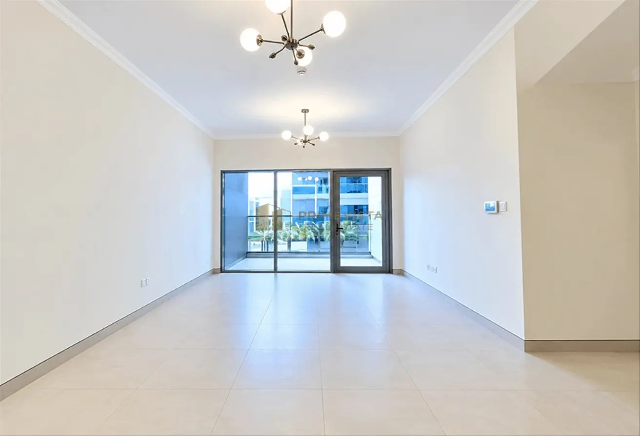 165521105 - Property Main Image