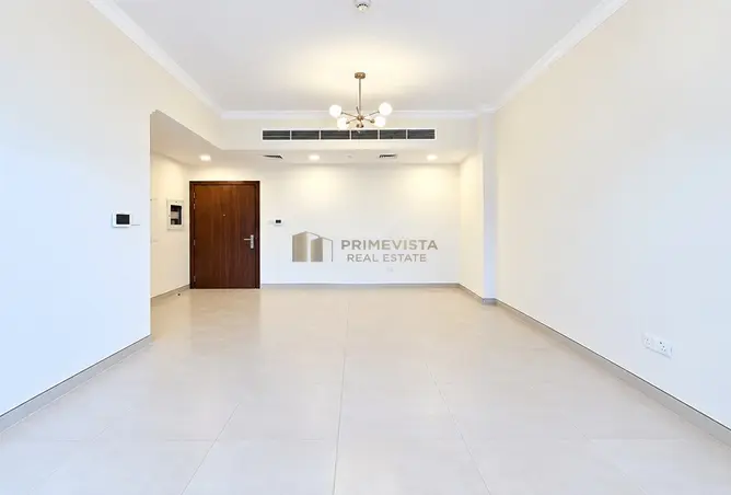 165521105 - Property Image 2