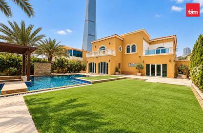 Villa - 5 - 6 for rent in District 2 - Jumeirah Park - Dubai