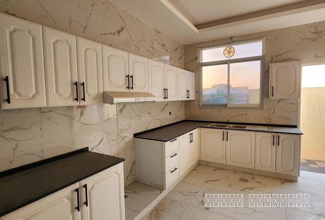 76585214 - Property Image 3