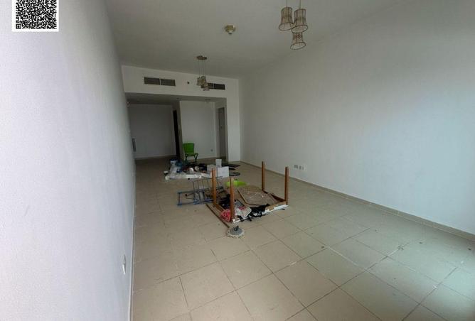 106848300 - Property Main Image