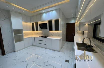 Villa - 5 Bedrooms - 7 Bathrooms for rent in Al Yasmeen 1 - Al Yasmeen - Ajman