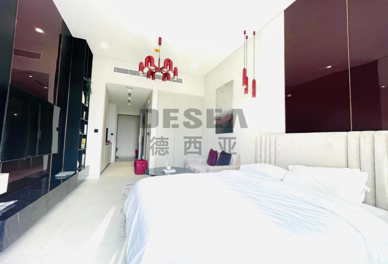 BRAND NEW - FURNISHED - GREAT LOCATION