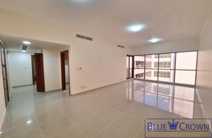 Apartment - 1 Bedroom - 1 Bathroom for rent in Golden Sands 9 - Mankhool - Bur Dubai - Dubai