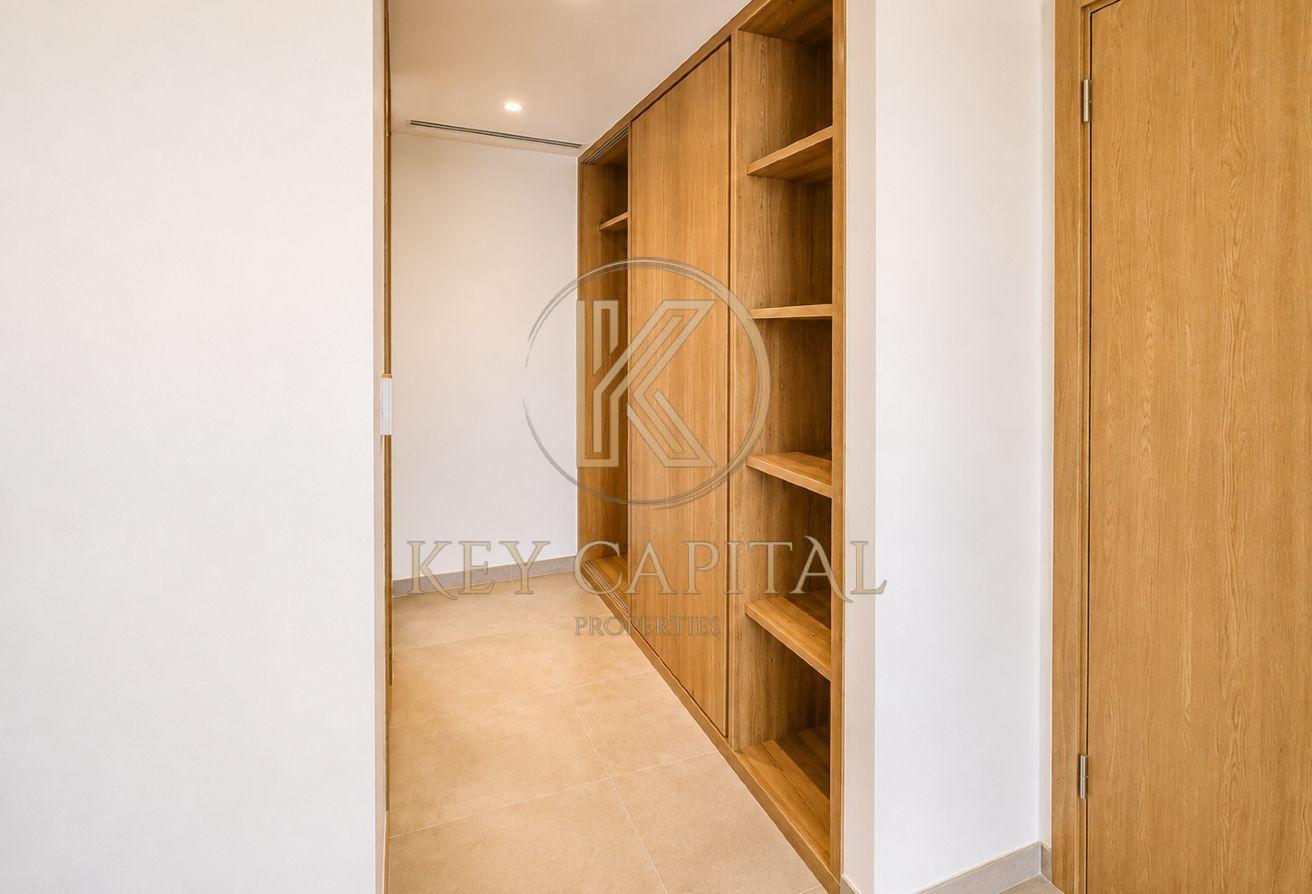 Corner Unit | Brand New | Must See Villa photo 13