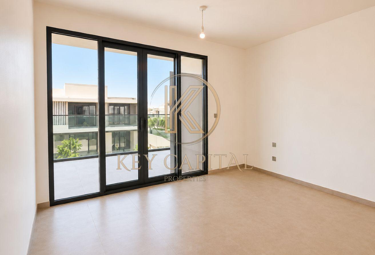 Corner Unit | Brand New | Must See Villa photo 15