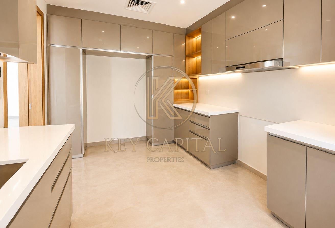 Corner Unit | Brand New | Must See Villa photo 6