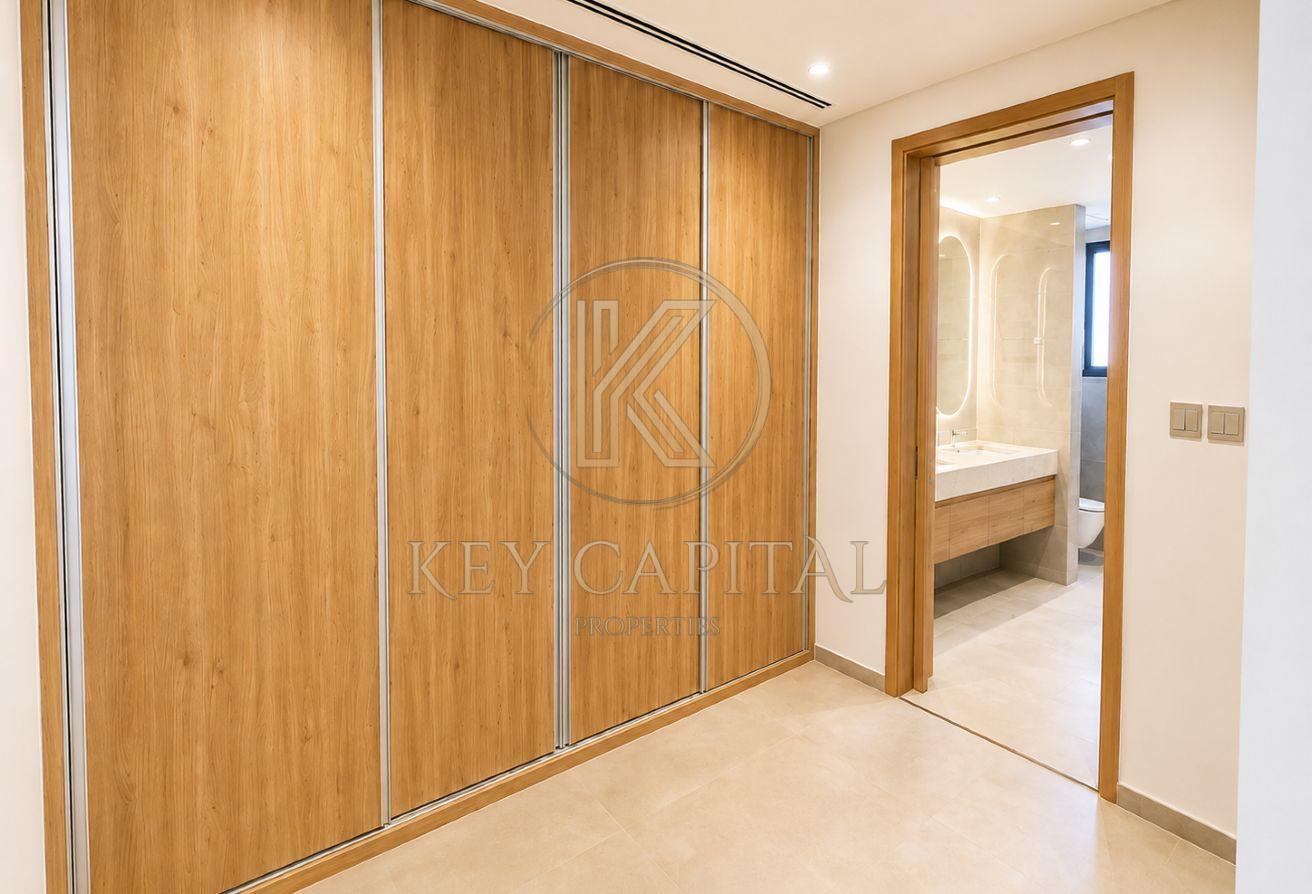 Corner Unit | Brand New | Must See Villa photo 17