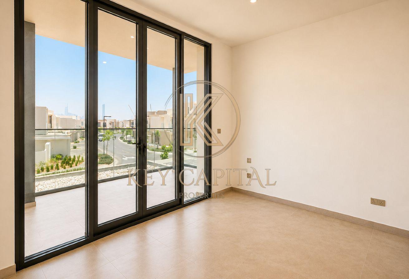 Corner Unit | Brand New | Must See Villa photo 11