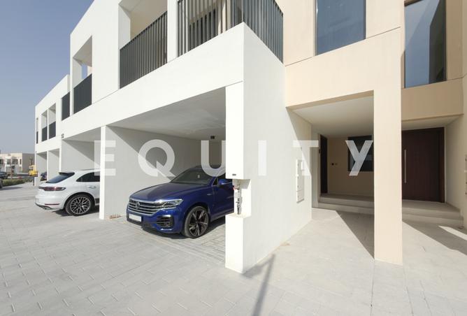 Vacant | Multi Option | Genuine Listing | Skylight photo 2