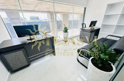 مكتب - غرفة نوم - 1 حمام للايجار في ريم ريزدنسي - الكرامة - دبي