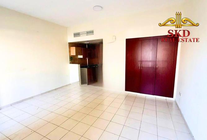 76162880 - Property Image 3